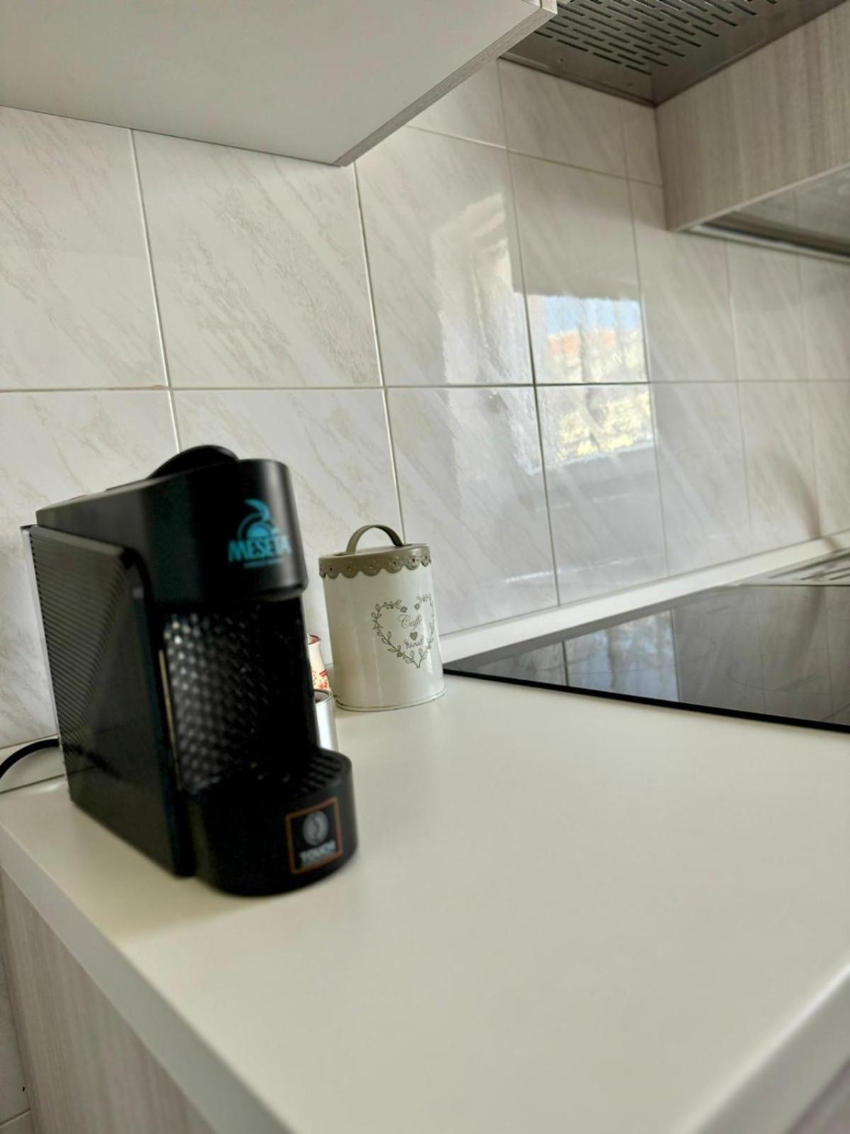 شقة Ely House Monte SantʼAngelo المظهر الخارجي الصورة