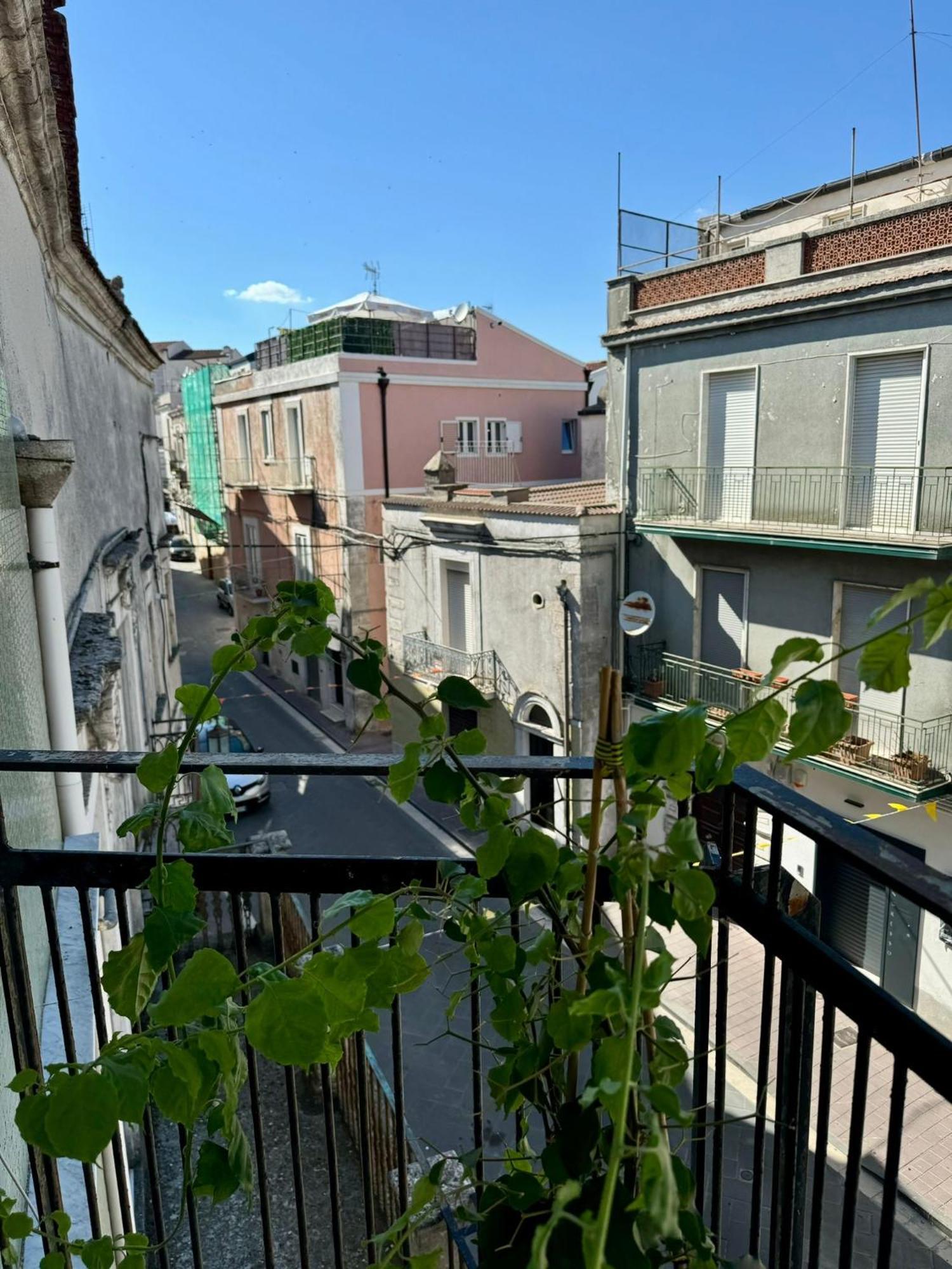 شقة Ely House Monte SantʼAngelo المظهر الخارجي الصورة