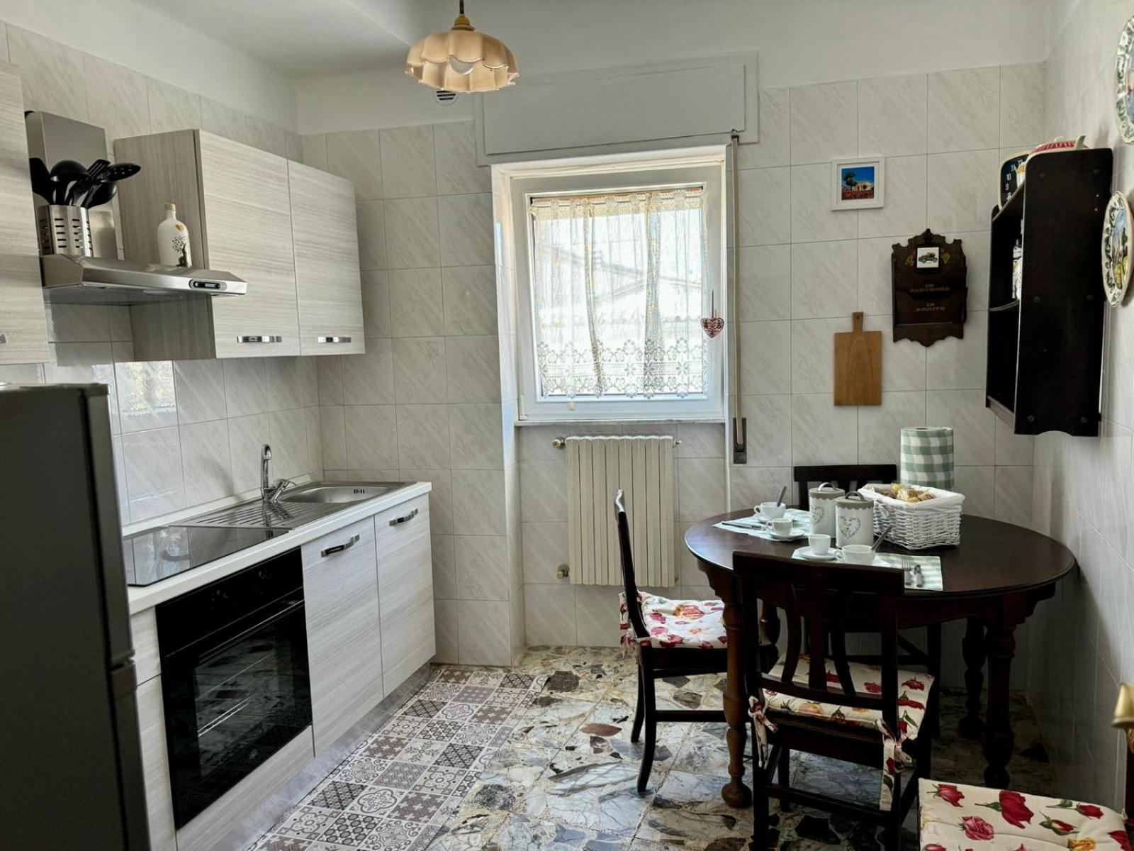 شقة Ely House Monte SantʼAngelo المظهر الخارجي الصورة
