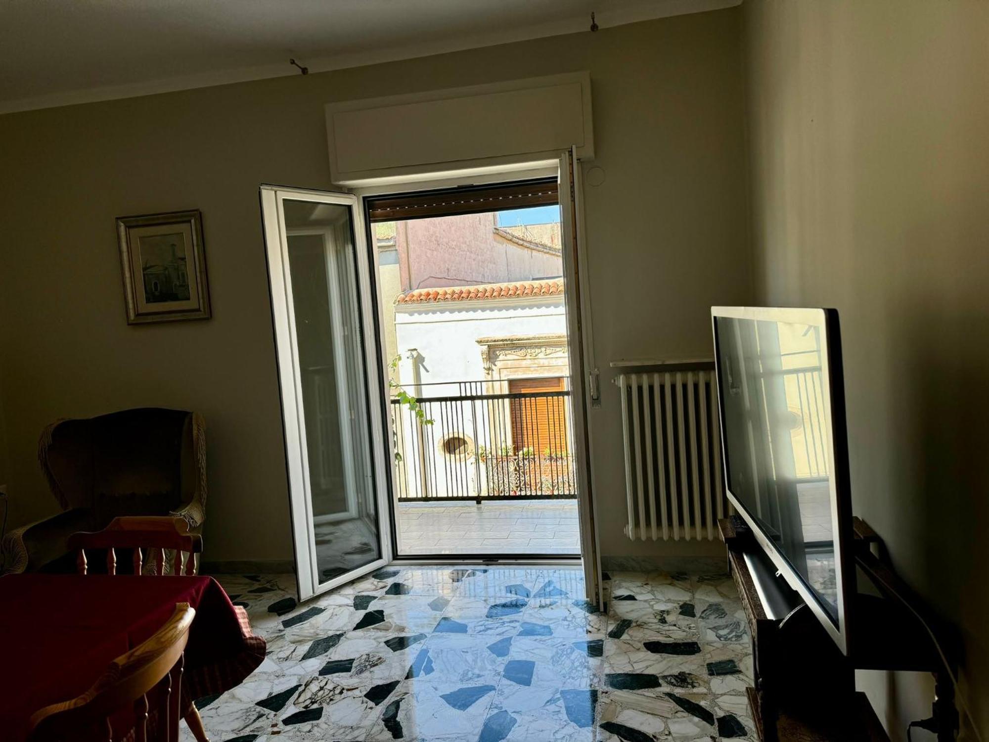 شقة Ely House Monte SantʼAngelo المظهر الخارجي الصورة
