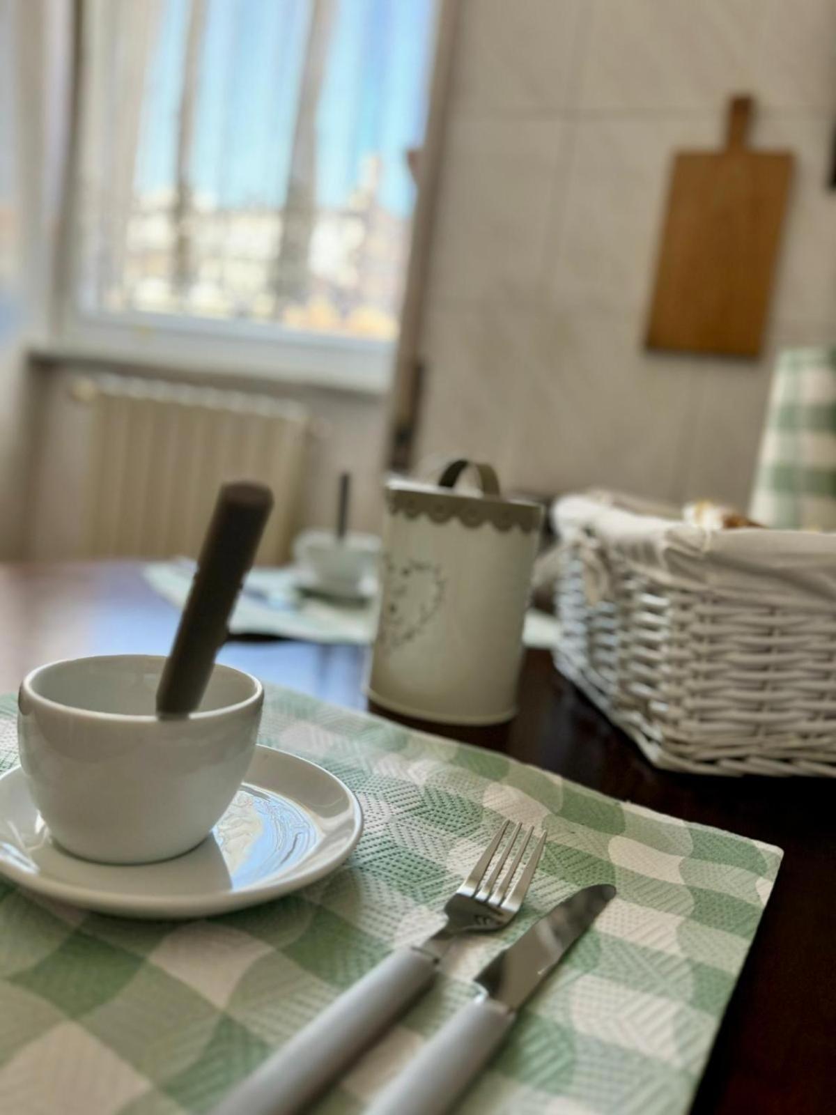 شقة Ely House Monte SantʼAngelo المظهر الخارجي الصورة