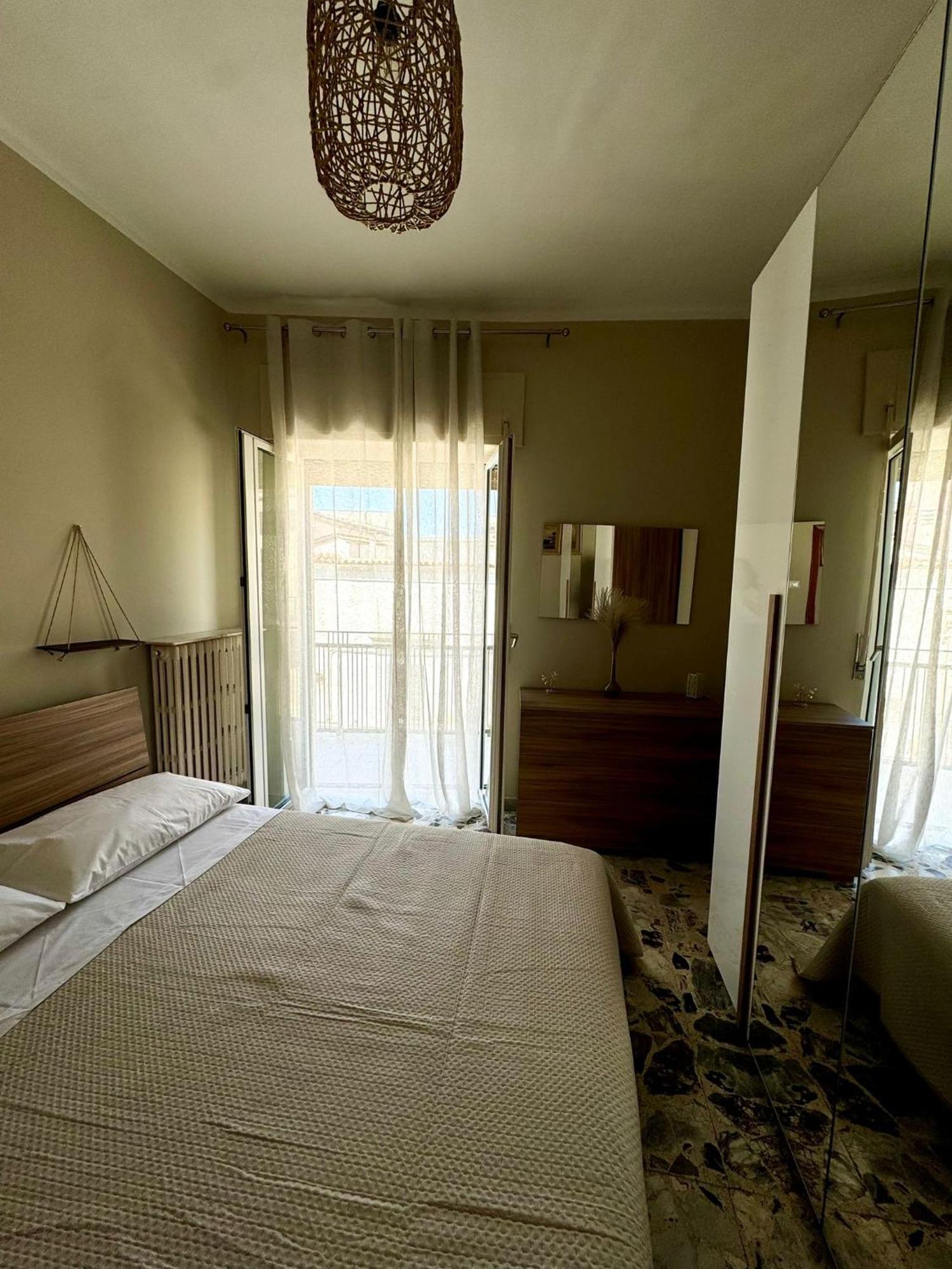 شقة Ely House Monte SantʼAngelo المظهر الخارجي الصورة