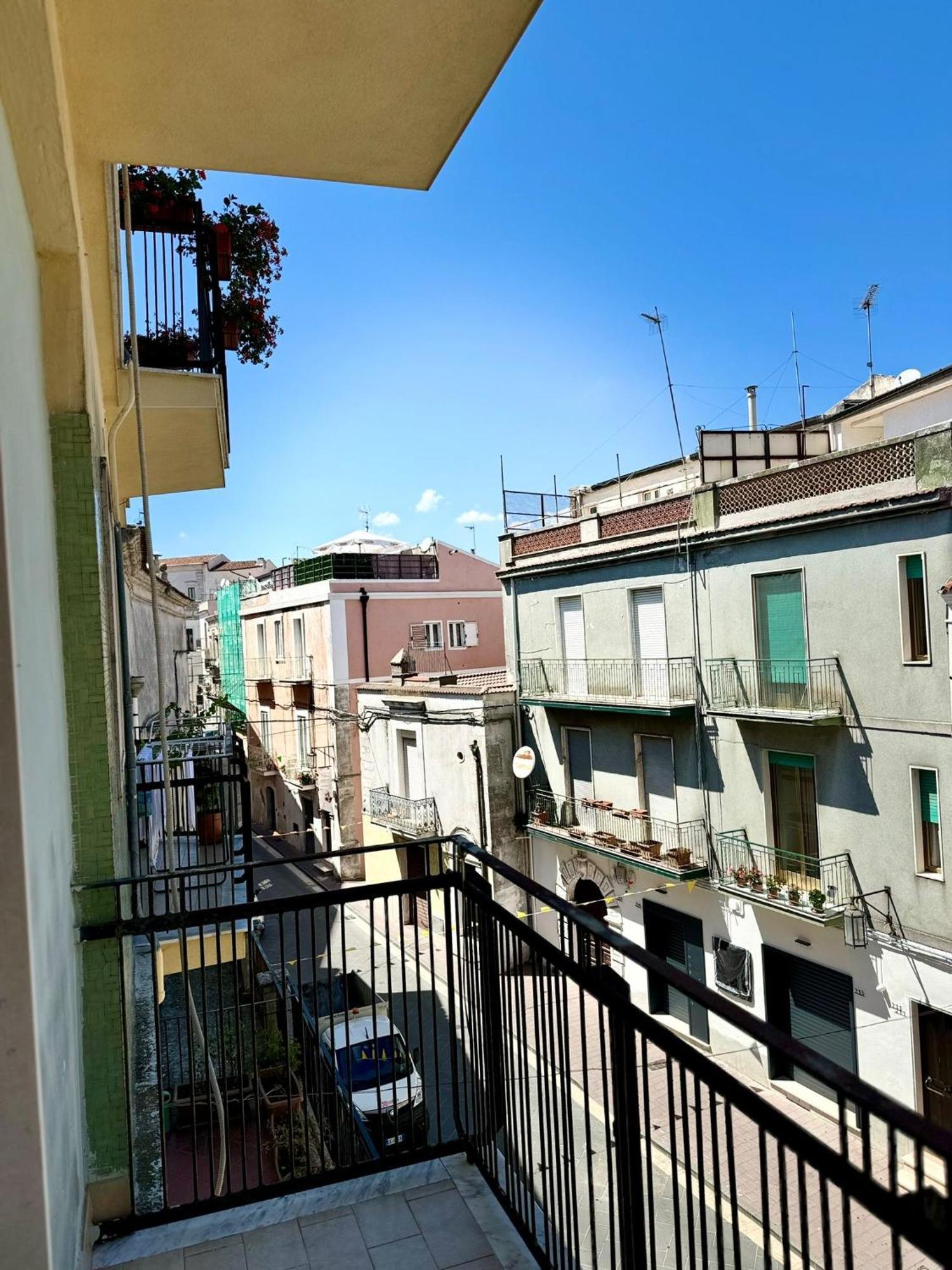شقة Ely House Monte SantʼAngelo المظهر الخارجي الصورة