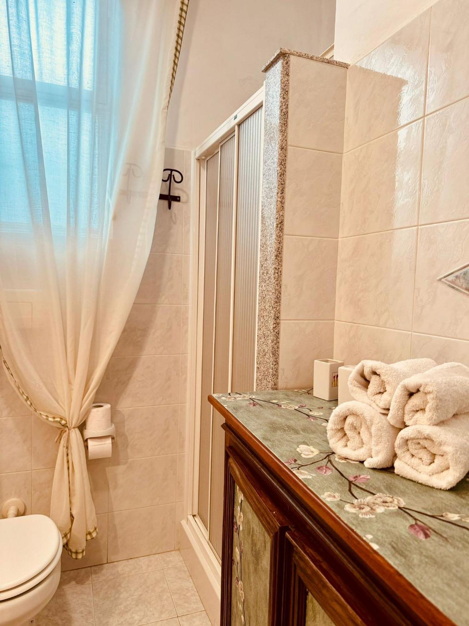 شقة Ely House Monte SantʼAngelo المظهر الخارجي الصورة