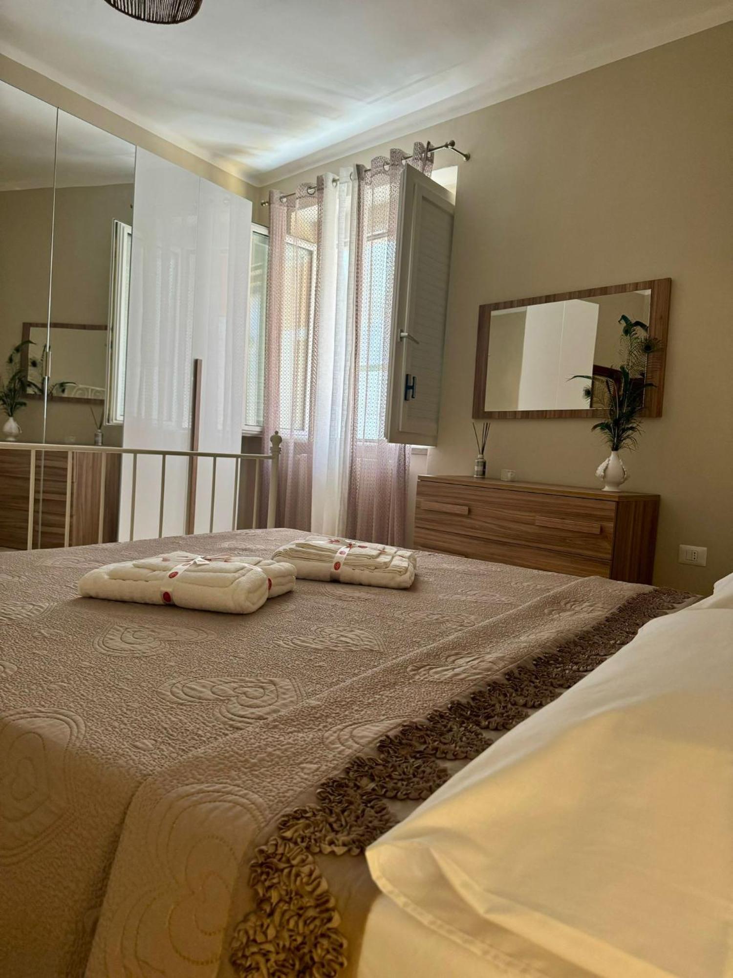 شقة Ely House Monte SantʼAngelo المظهر الخارجي الصورة